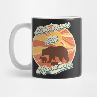 Don't mess with mama bear Groovy retro gift Mug